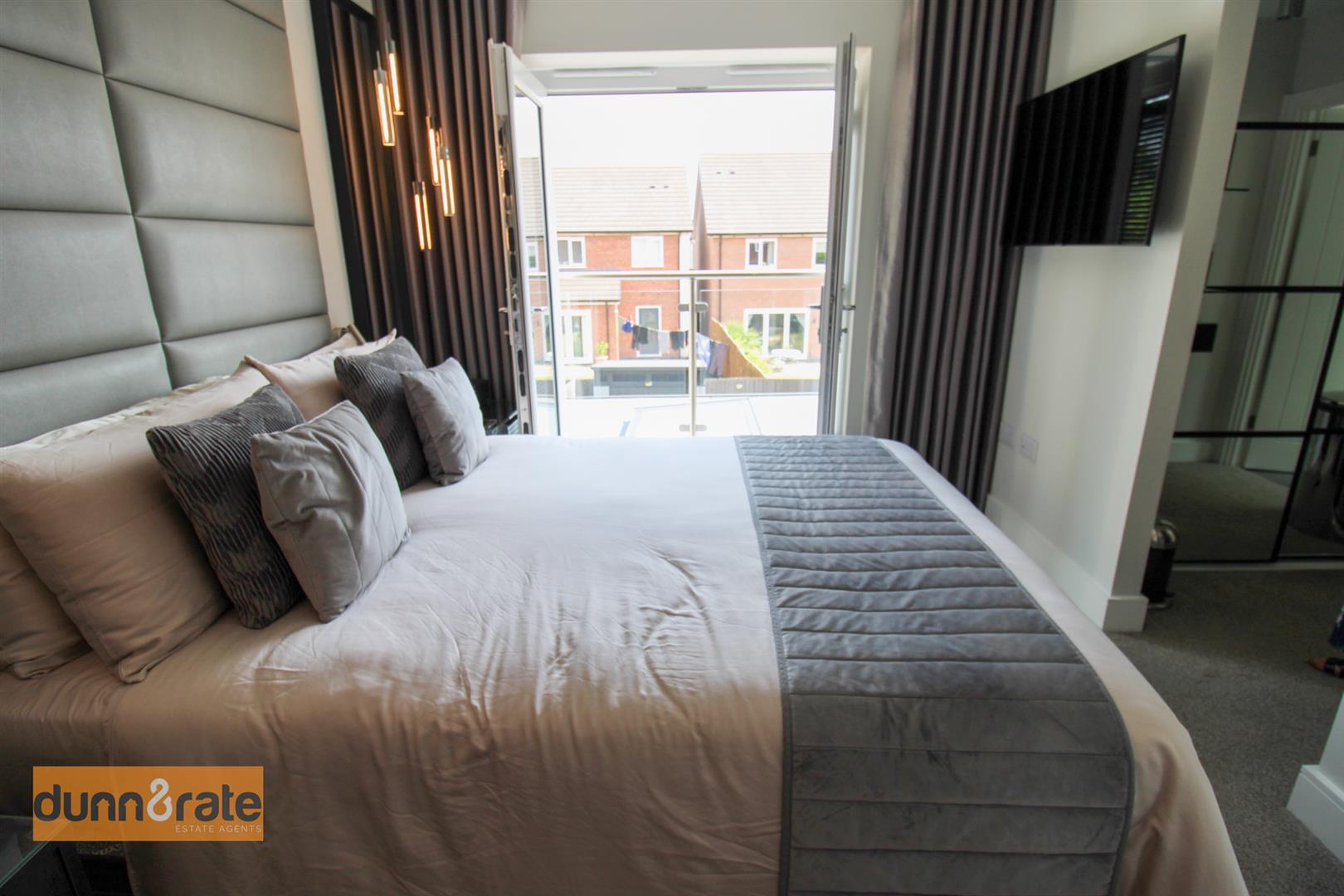 Levi Smith Close, Trentham Manor, Stoke-On-Trent